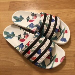 Adidas adilette floral slides brand new